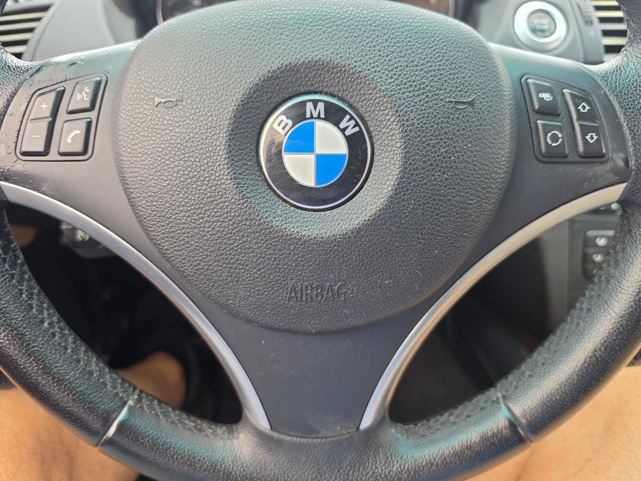 Used 2011 BMW 128i Convertible RWD image 8