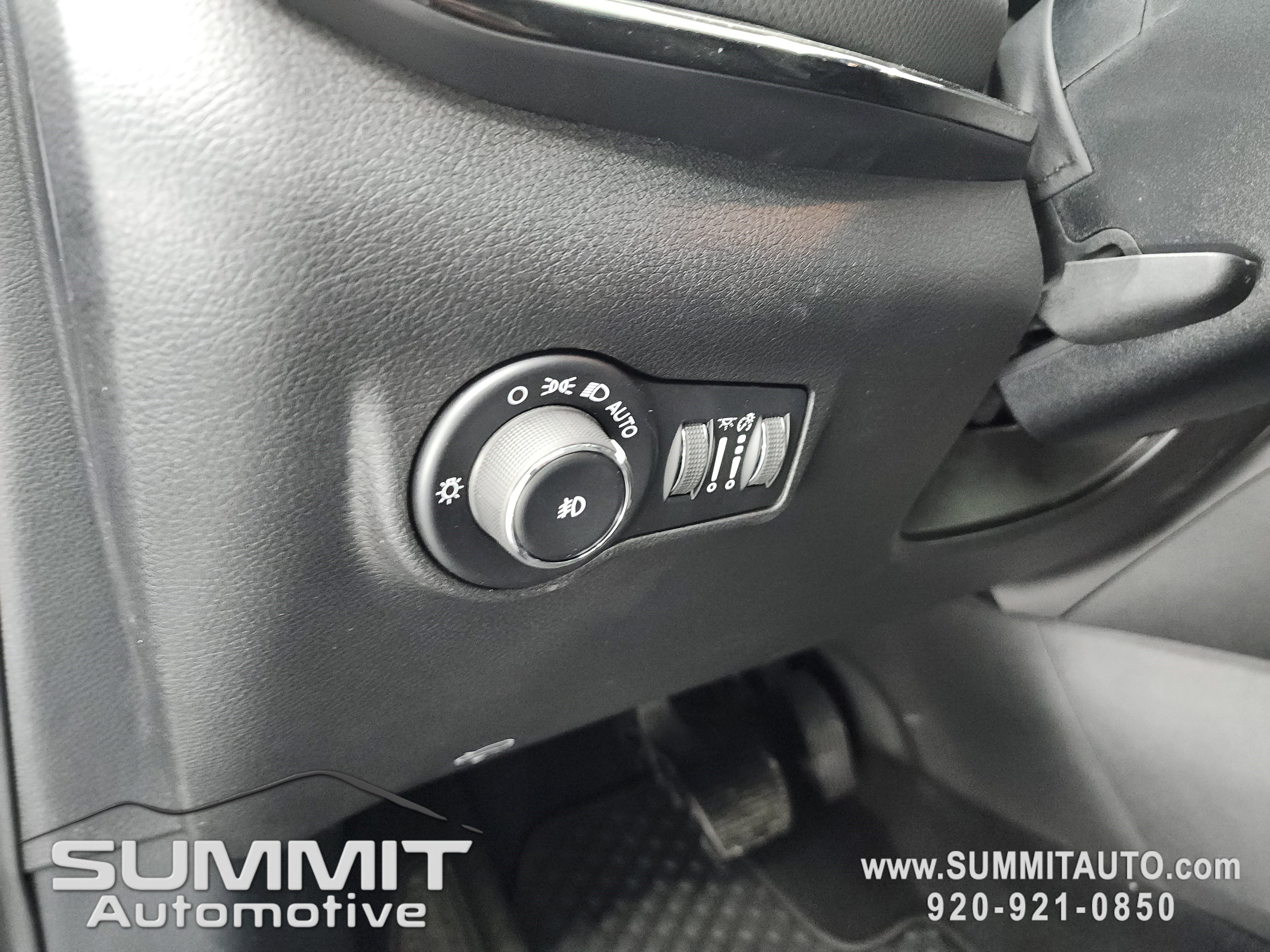 New 2026 Jeep Compass Trailhawk w/ Sun, Sound & Navigation Group image 45