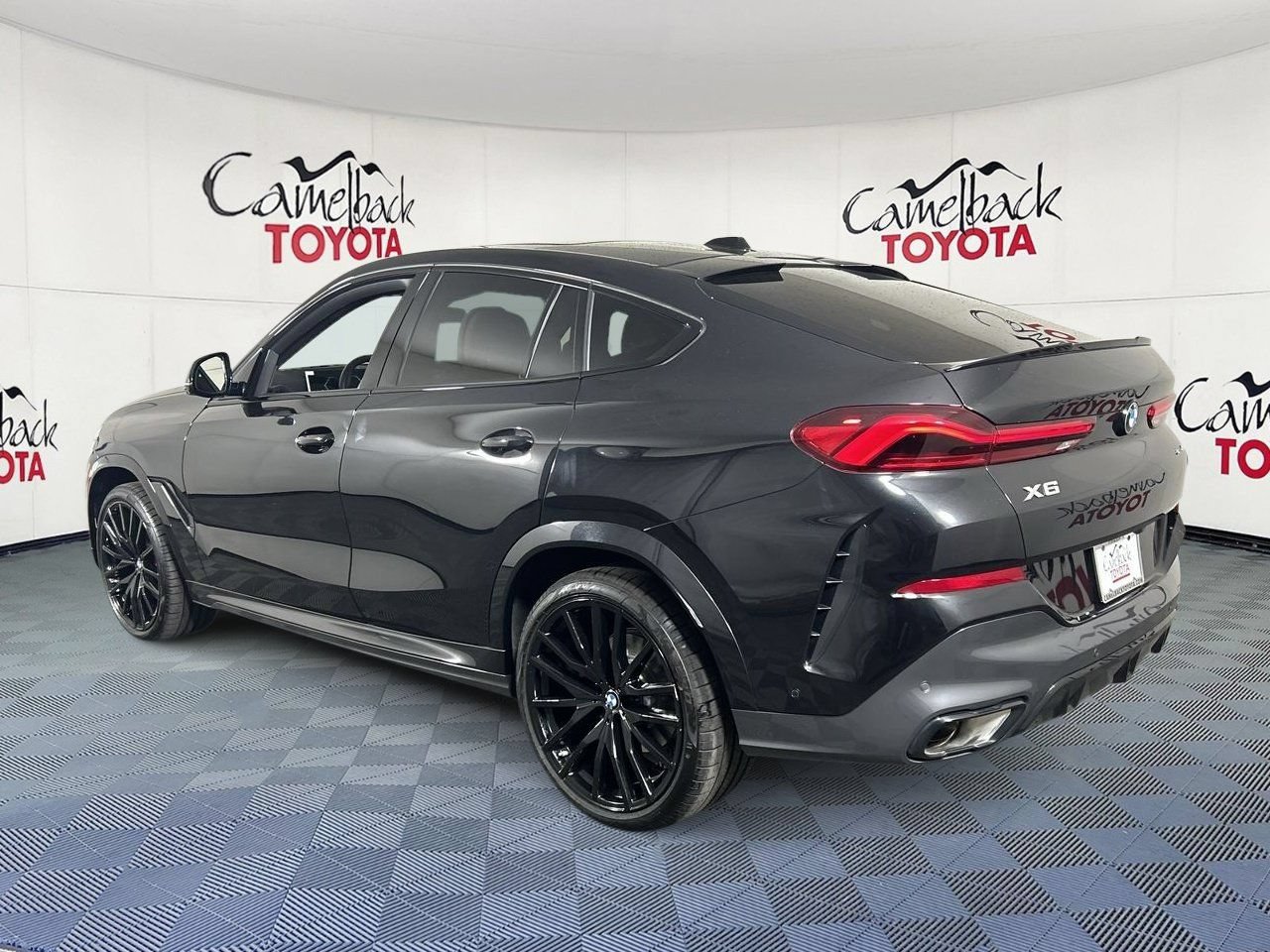 Used 2026 BMW X6 xDrive40i AWD/4WD image 5