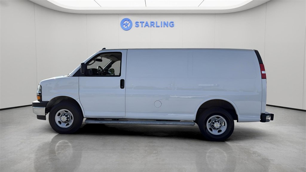Used 2024 Chevrolet Express 2500 w/ Driver Convenience Package image 3