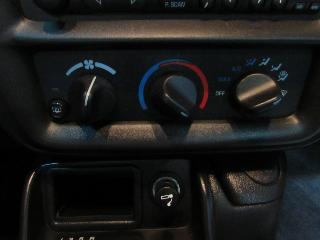 Used 2002 Chevrolet Camaro Z28 w/ SS Performance/Appearance Pkg image 26