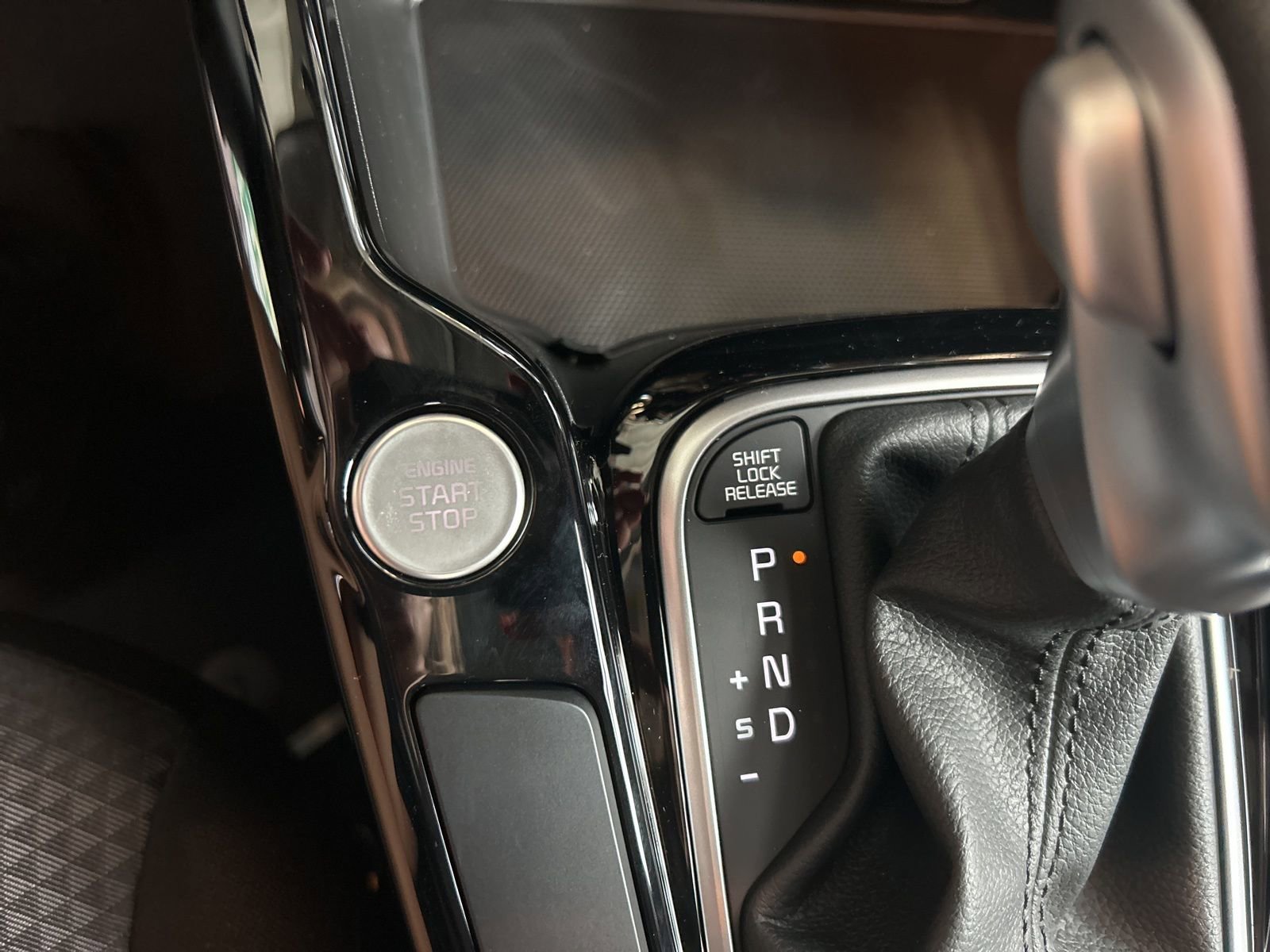 New 2025 Kia Soul S image 22