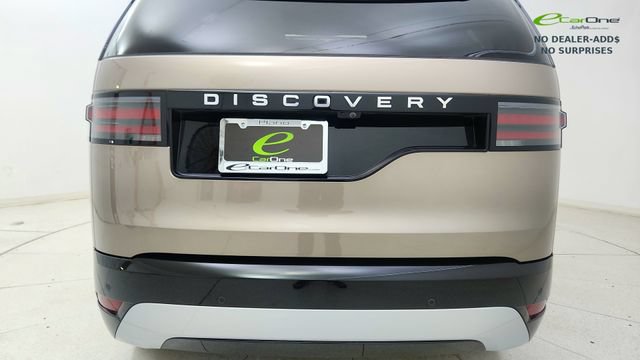Used 2024 Land Rover Discovery Metropolitan Edition AWD/4WD image 19