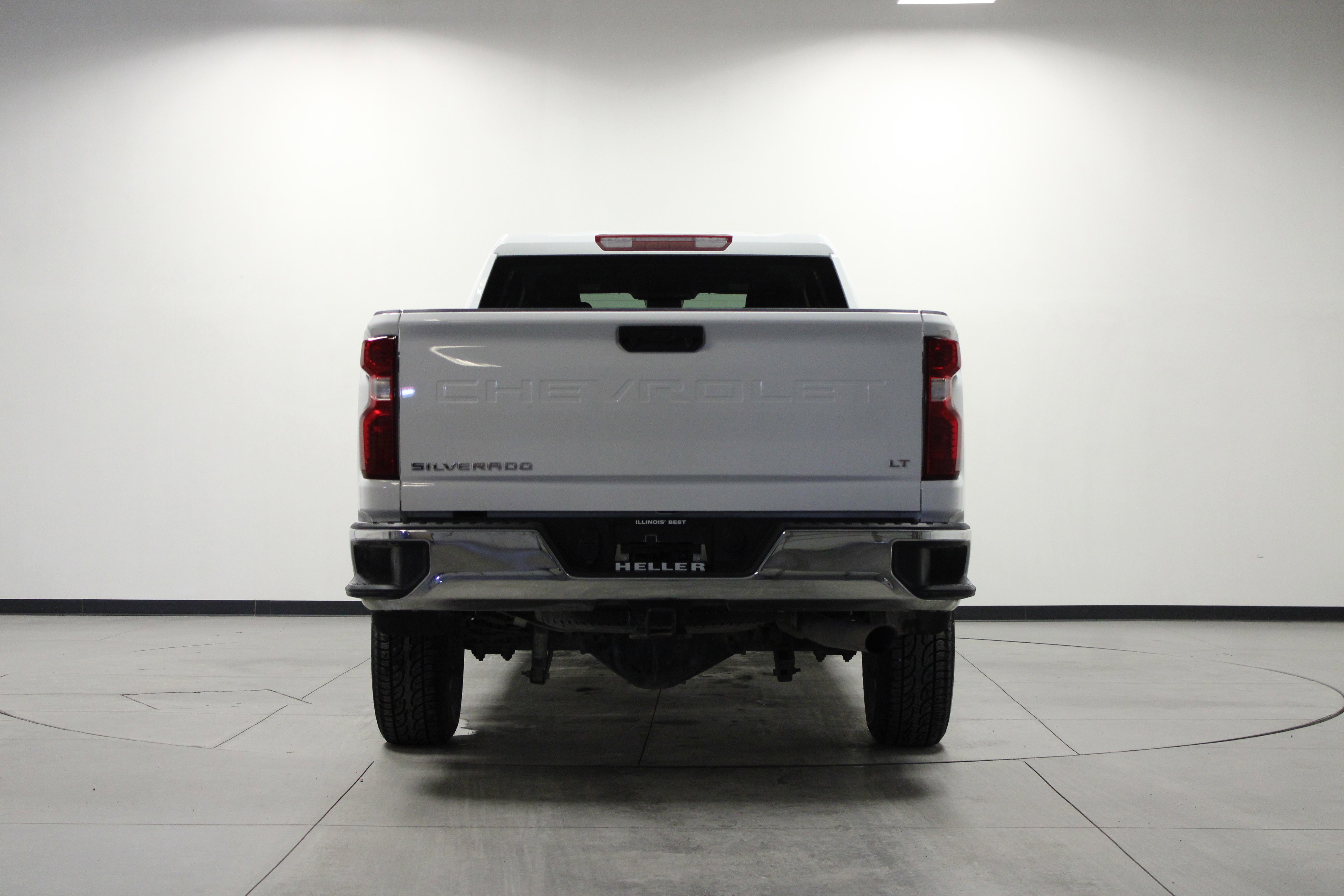 Used 2025 Chevrolet Silverado 2500 LT w/ Convenience Package image 5