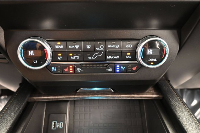 Used 2021 Ford Expedition Limited AWD/4WD image 19