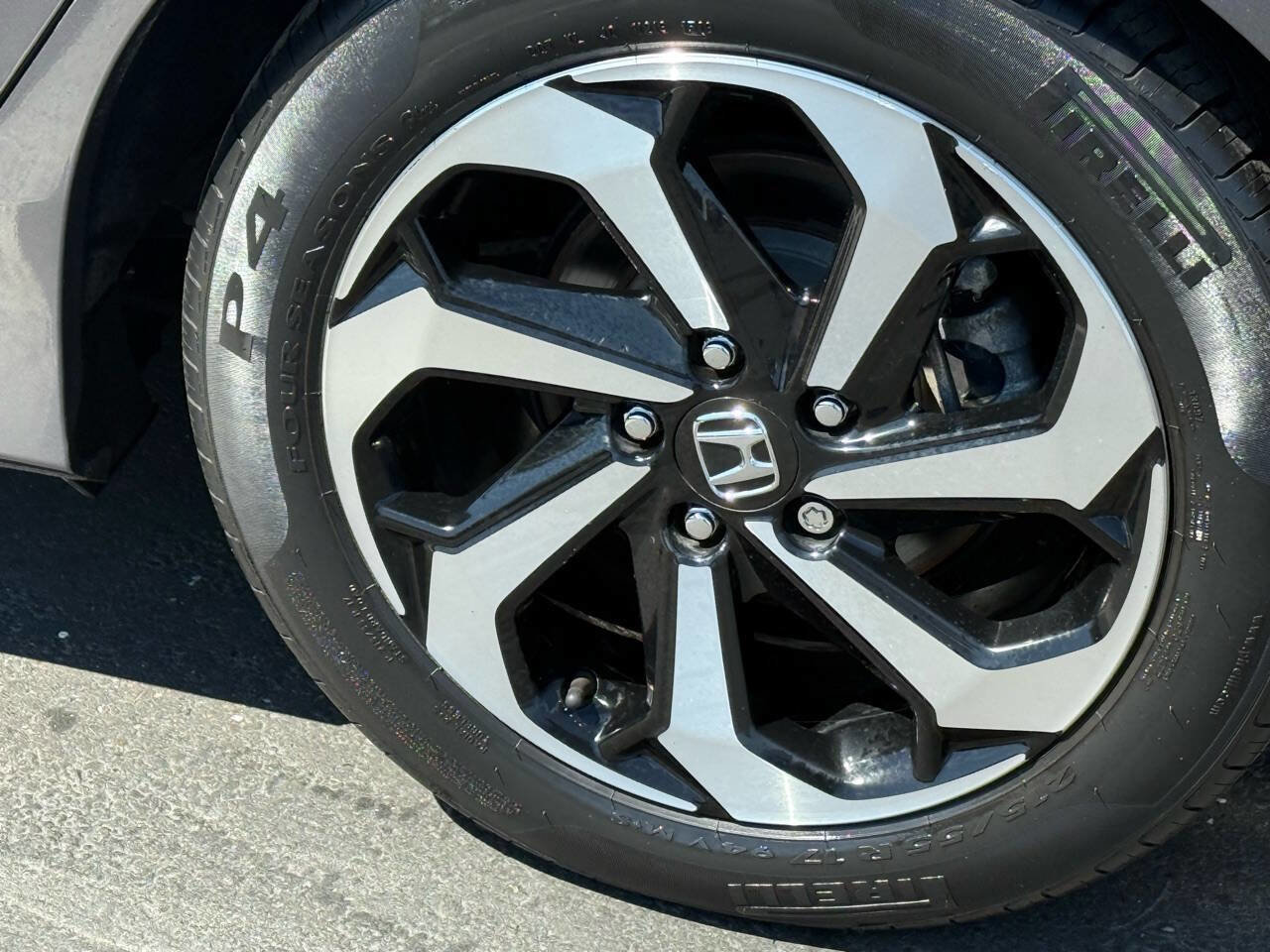 Used 2017 Honda Accord EX-L image 19