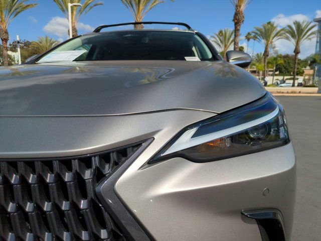 Used 2025 Lexus NX 350 AWD w/ Premium Package image 10