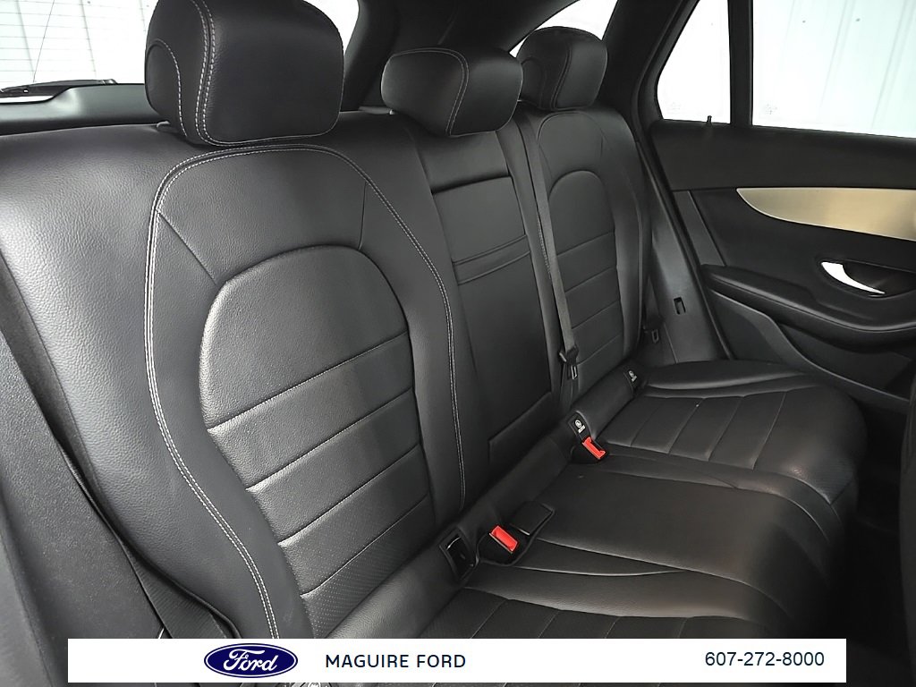 Used 2019 Mercedes-Benz GLC 300 4MATIC image 20