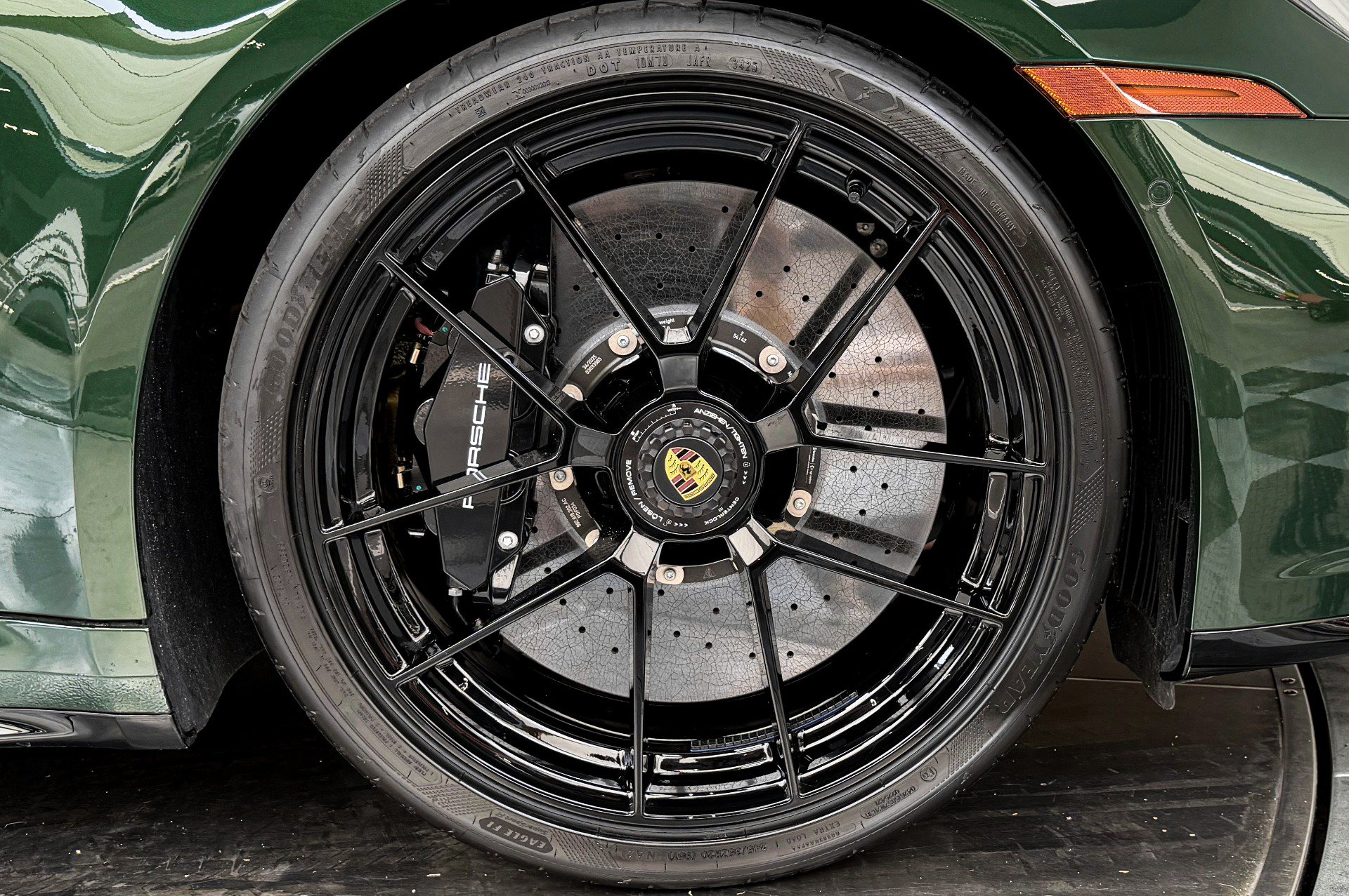 Used 2026 Porsche 911 GTS image 33