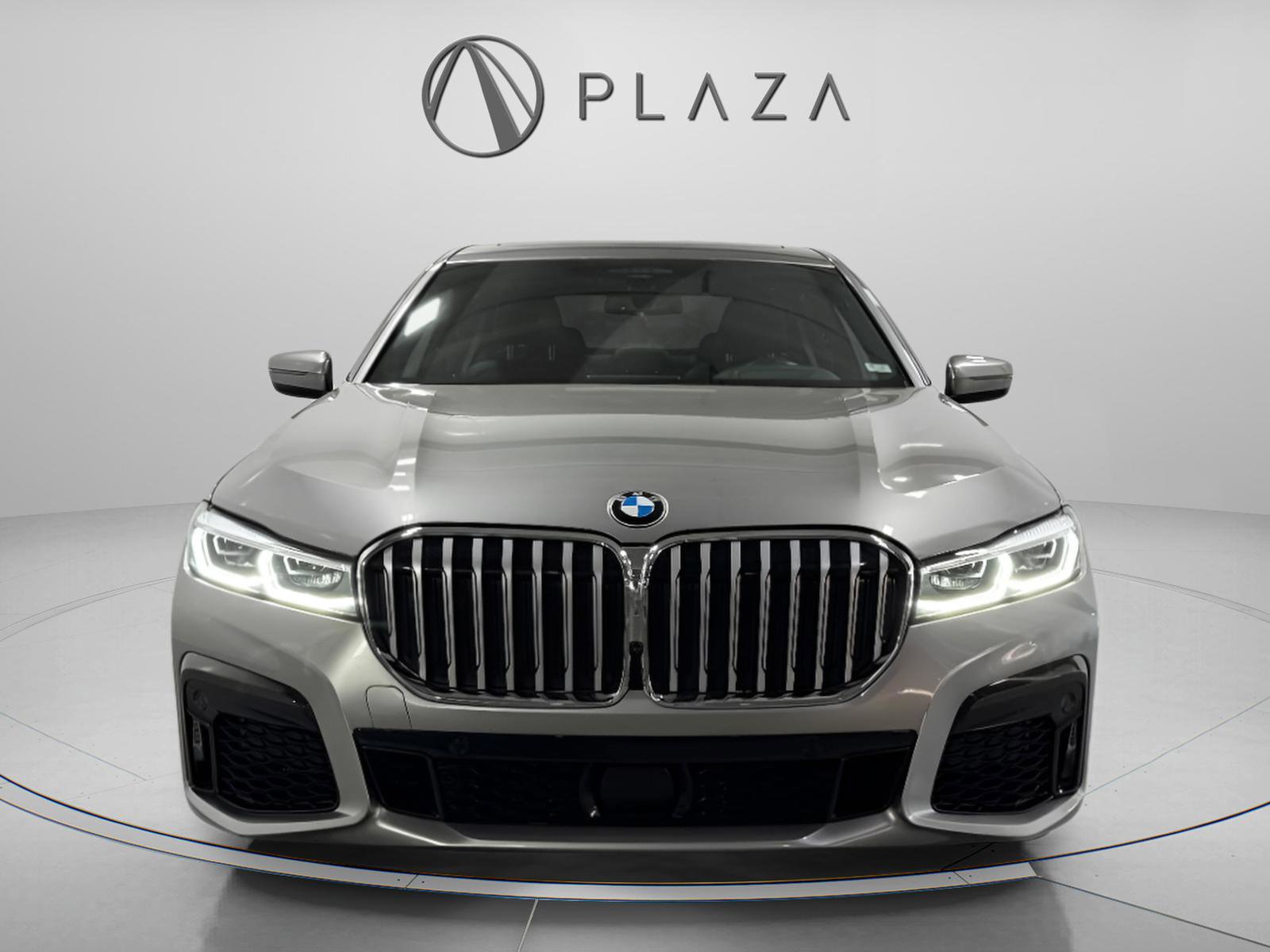 Used 2022 BMW 750i xDrive w/ Executive Package image 7