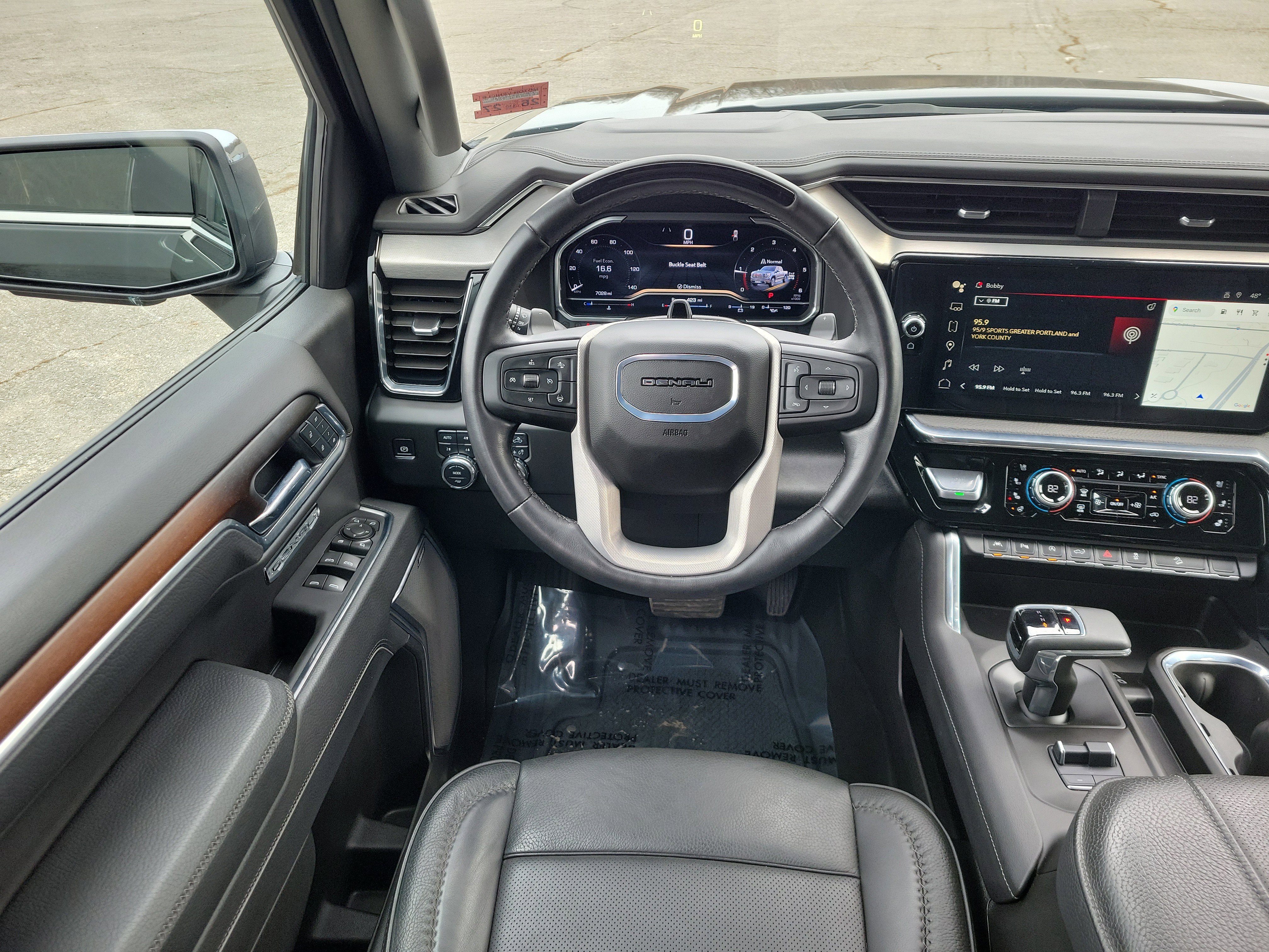 Certified 2025 GMC Sierra 1500 Denali image 19