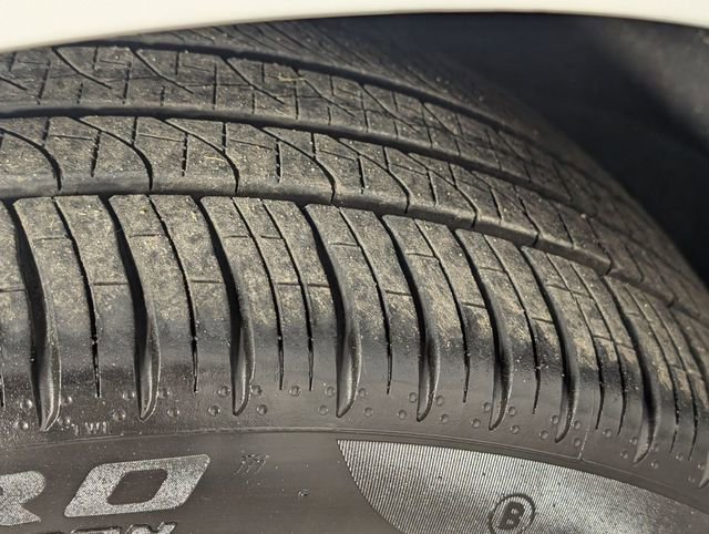 Used 2021 BMW X5 xDrive40i w/ M Sport Package image 9