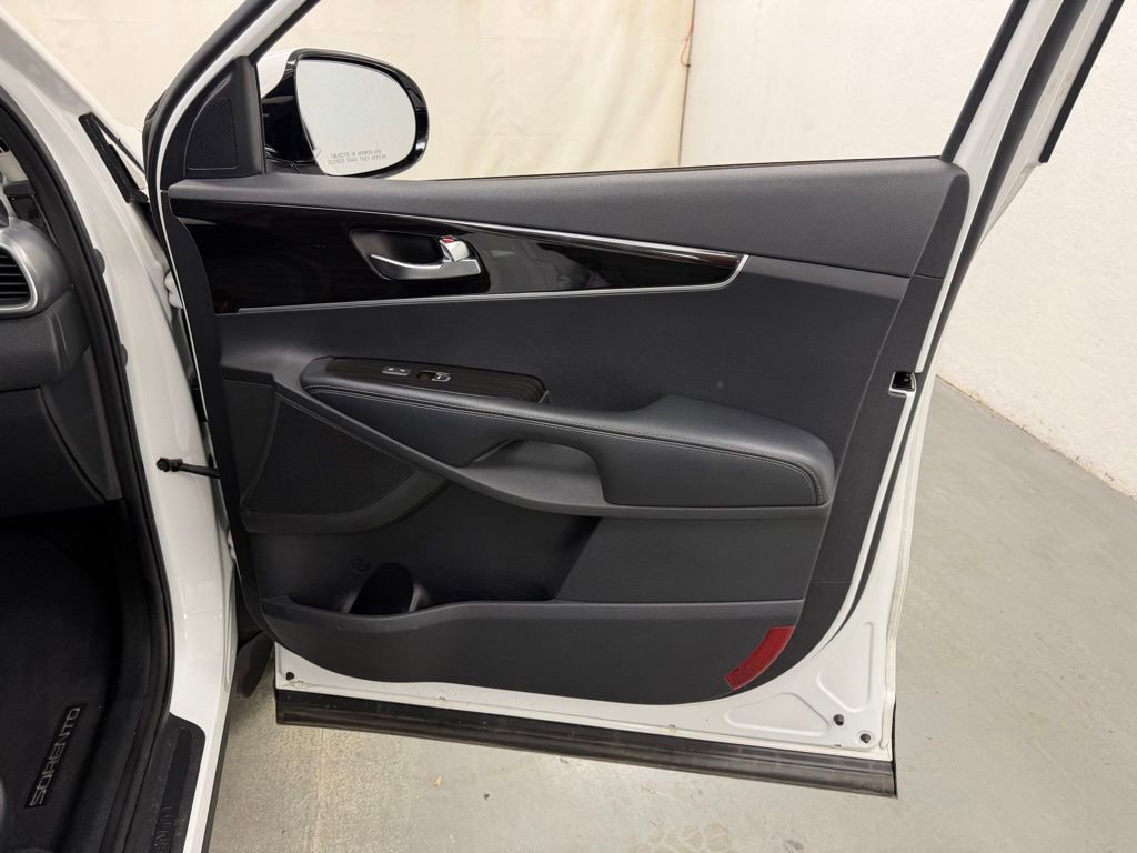 Used 2020 Kia Sorento L FWD image 10