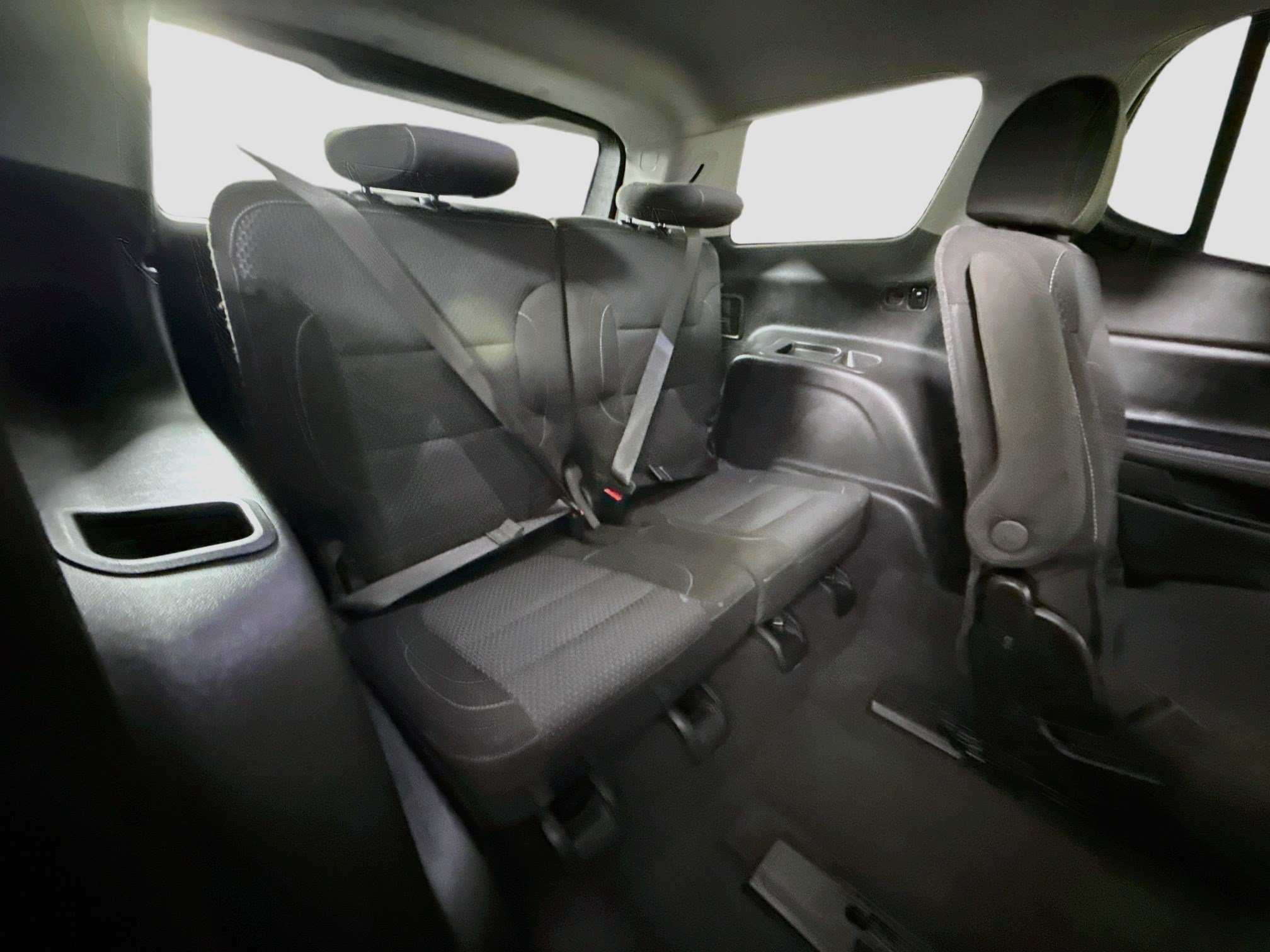 Used 2020 GMC Acadia SLE FWD image 43