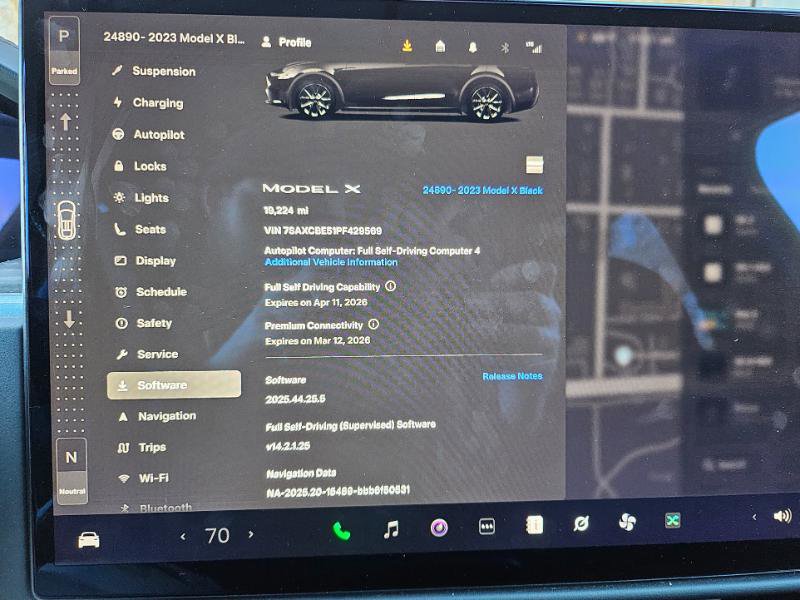 Used 2023 Tesla Model X image 3