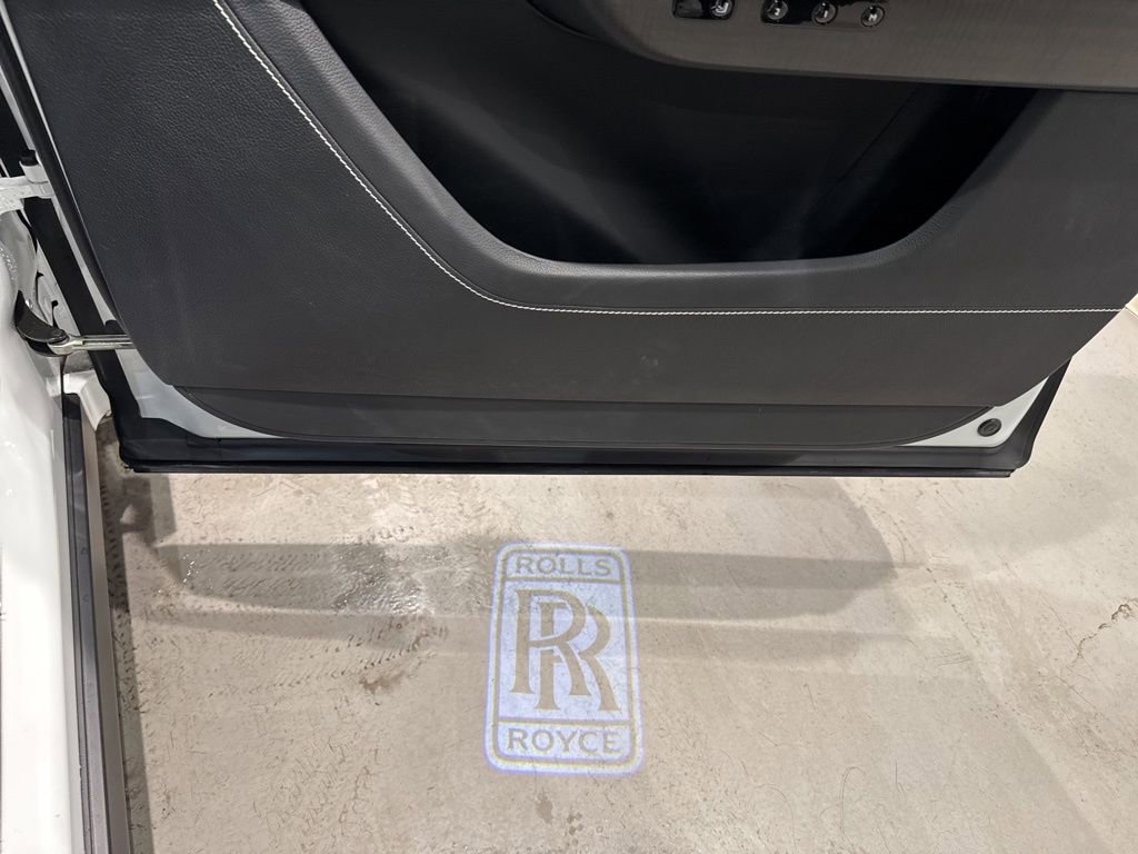 Used 2020 Rolls-Royce Cullinan AWD/4WD image 77