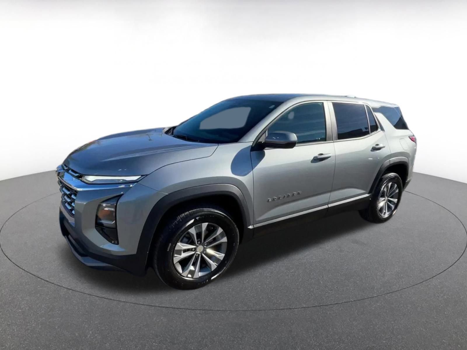 Used 2025 Chevrolet Equinox LT image 8