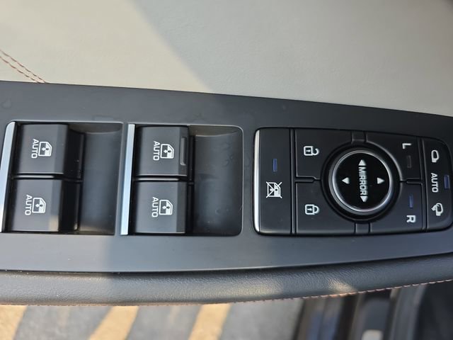 Used 2019 Genesis G80 3.3T Sport image 28