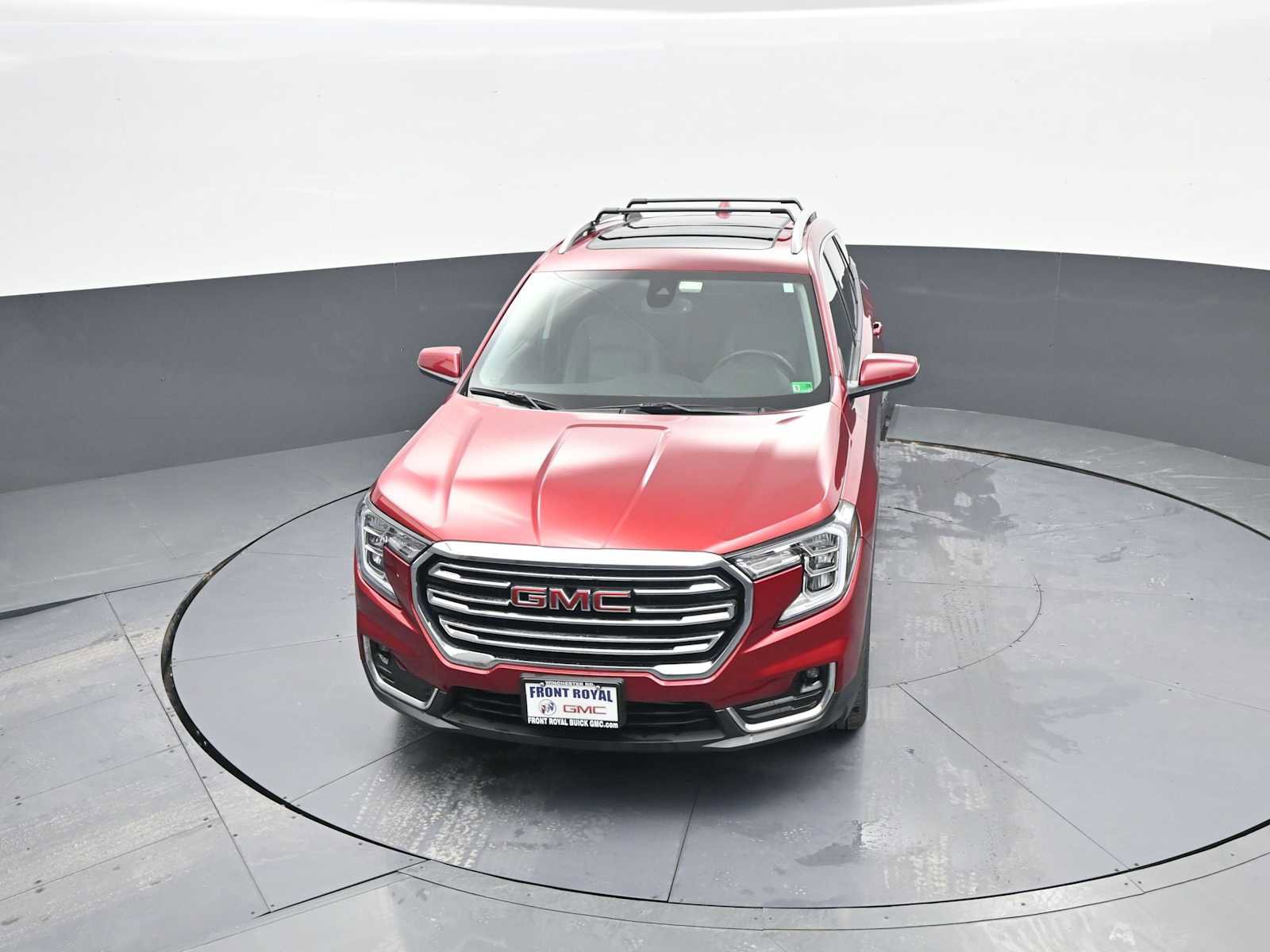 Used 2023 GMC Terrain SLT image 30