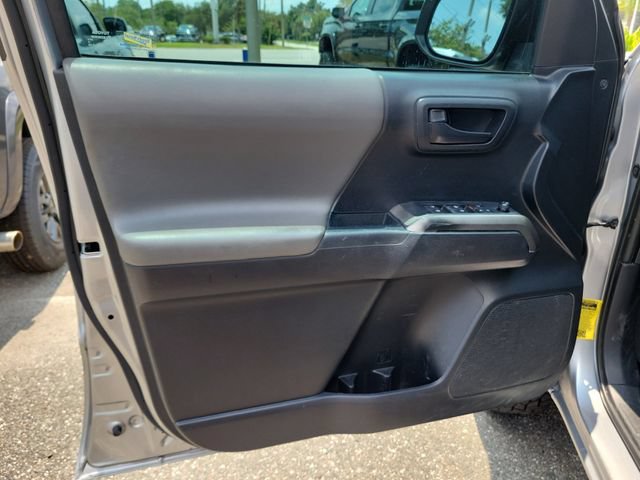 Used 2019 Toyota Tacoma SR5 RWD image 21