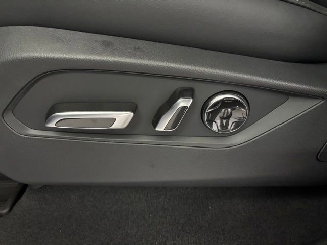 Used 2026 Acura MDX w/ Technology Package image 11