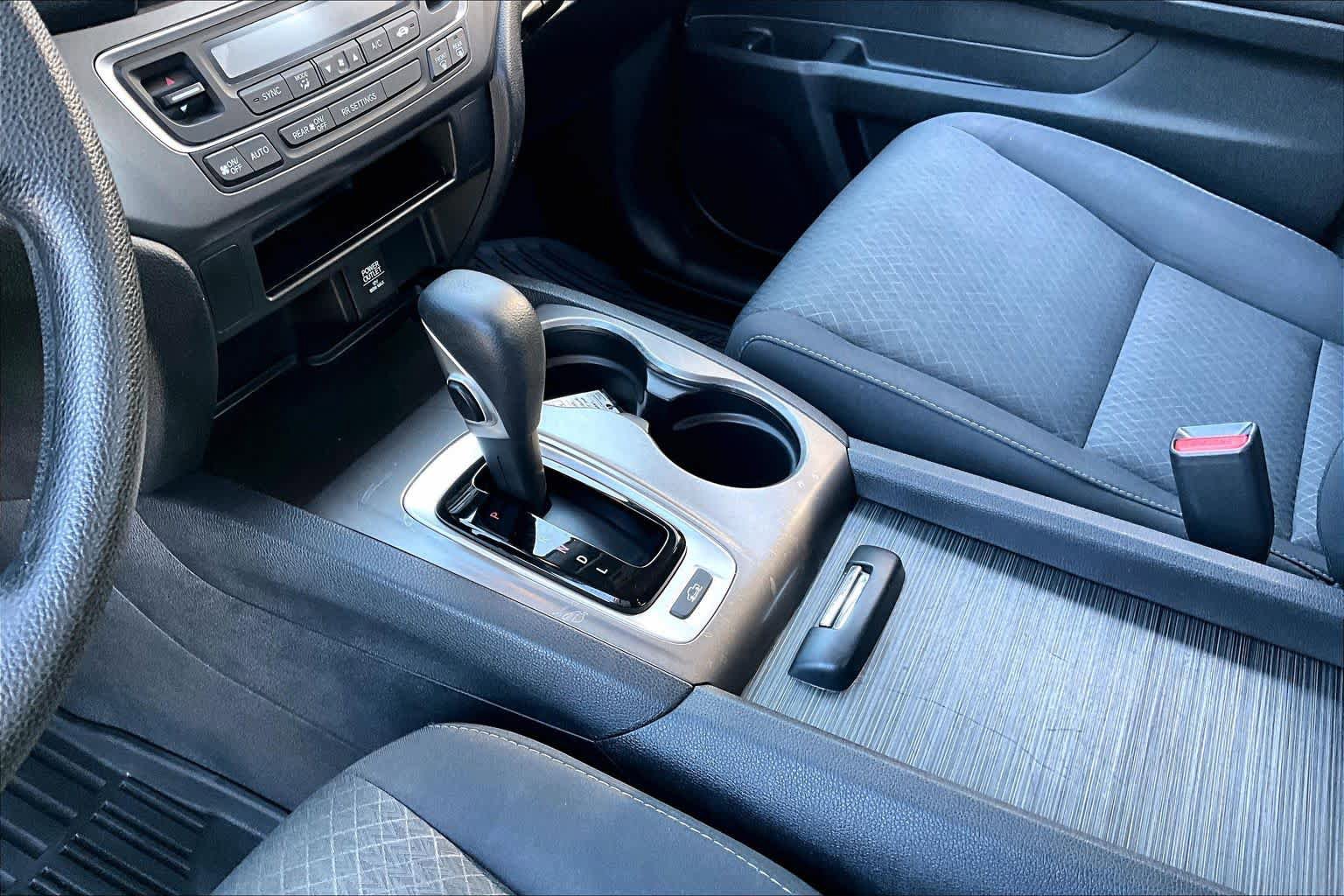 Used 2018 Honda Ridgeline Sport image 17