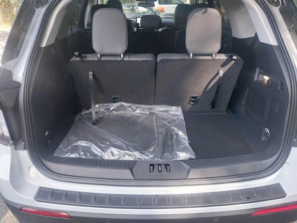 New 2026 Ford Explorer Active w/ Active Comfort Package AWD/4WD image 20
