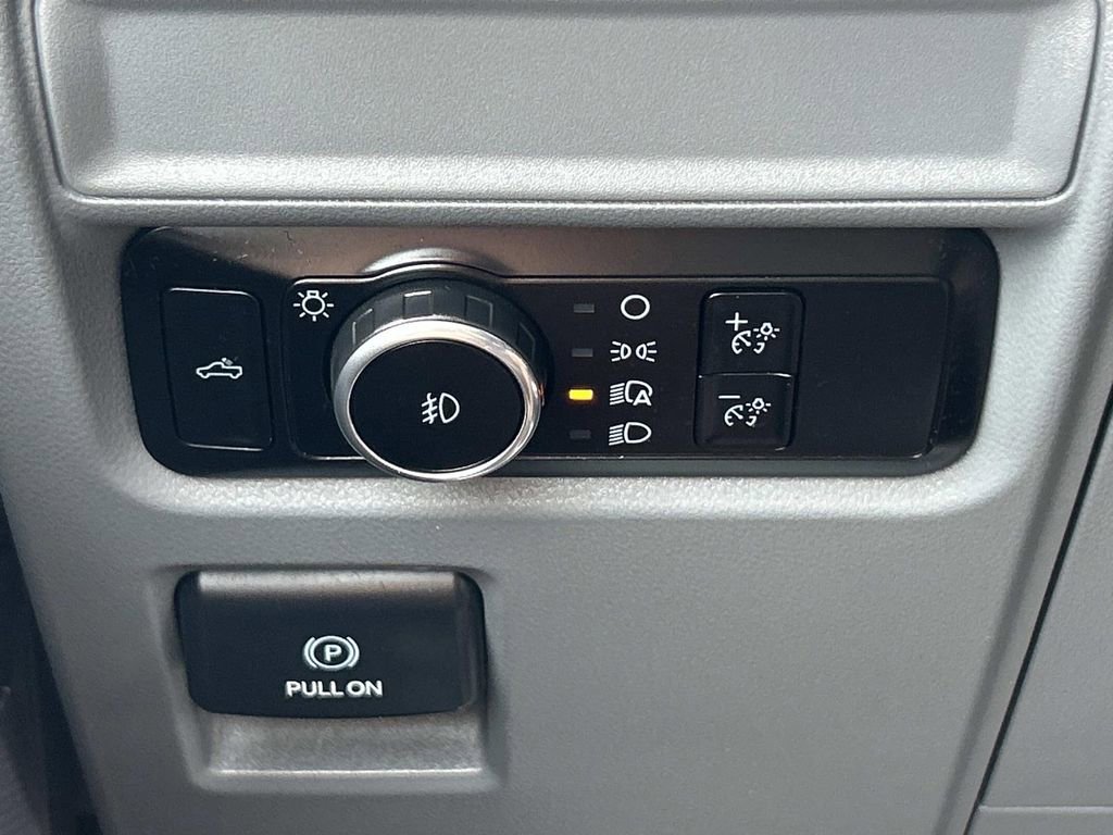 Used 2023 Ford F150 XL w/ Trailer Tow Package image 30