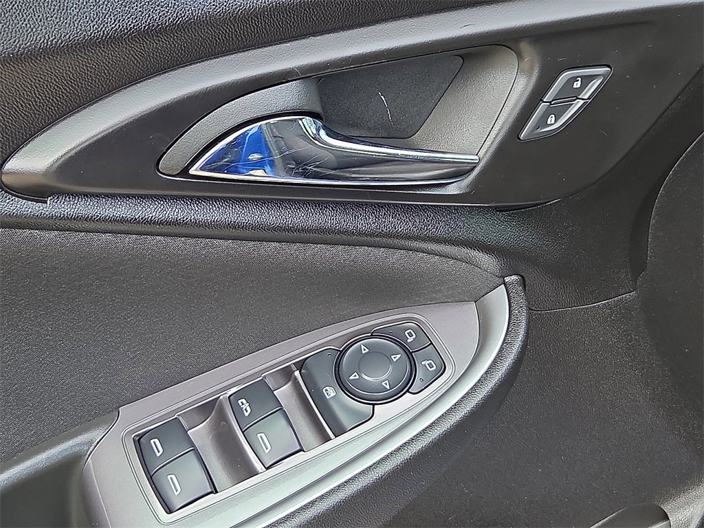 Used 2023 Chevrolet Malibu LT image 13