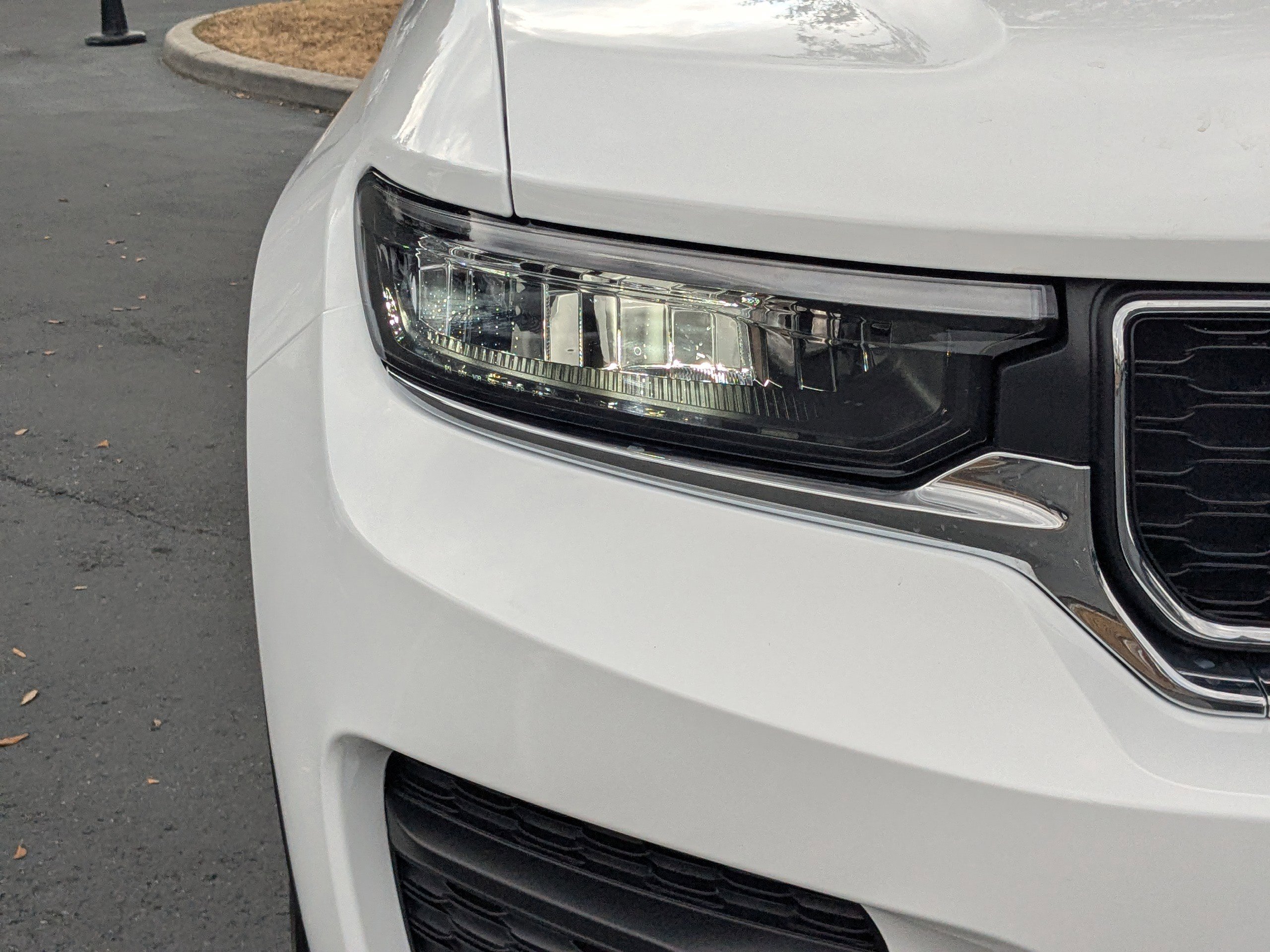 New 2026 Jeep Grand Cherokee Altitude 4x2 image 9