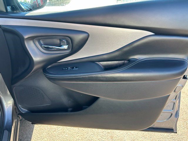 Used 2021 Nissan Murano SV AWD/4WD image 40