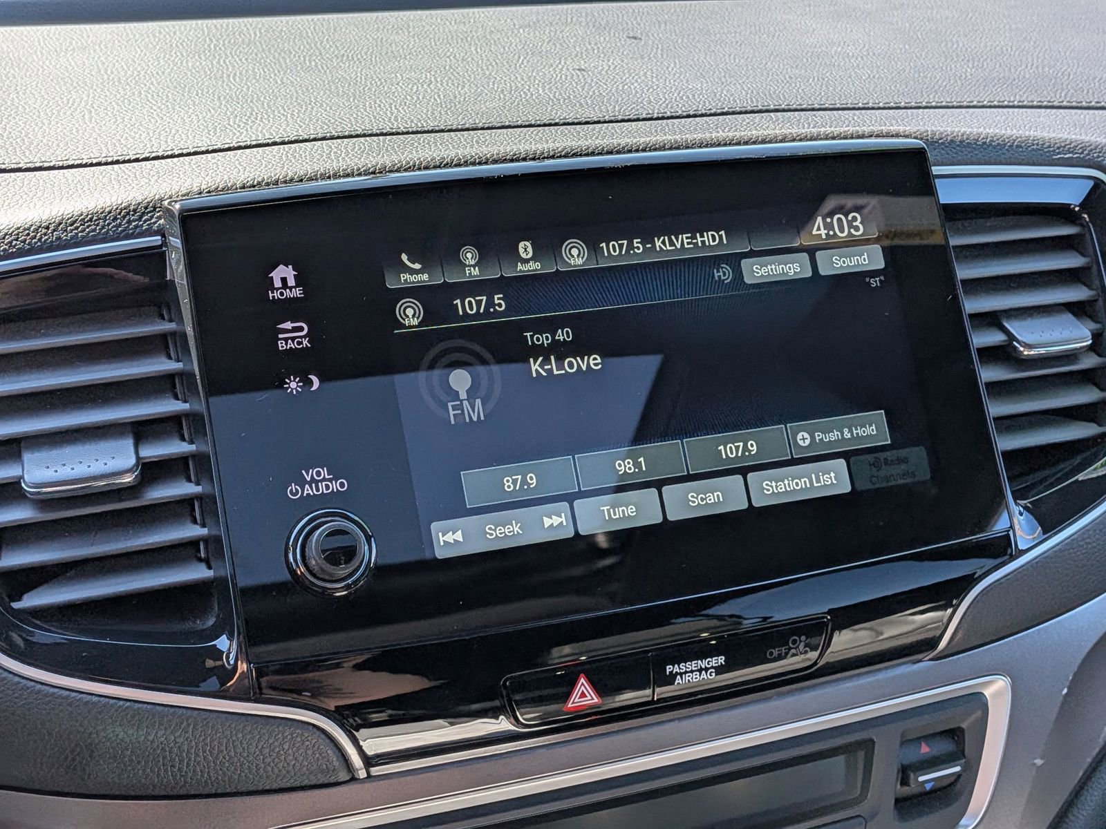 Used 2023 Honda Passport EX-L image 18