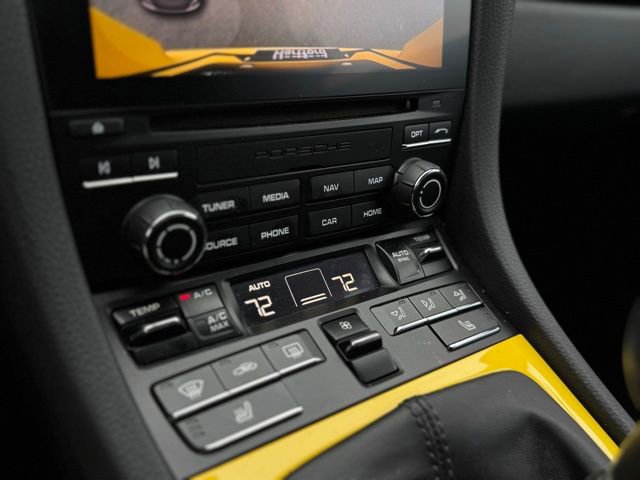 Used 2021 Porsche 718 Boxster S image 27