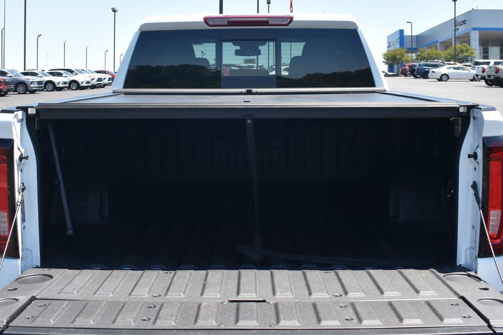 Used 2022 GMC Sierra 1500 SLT w/ SLT Premium Plus Package AWD/4WD image 10