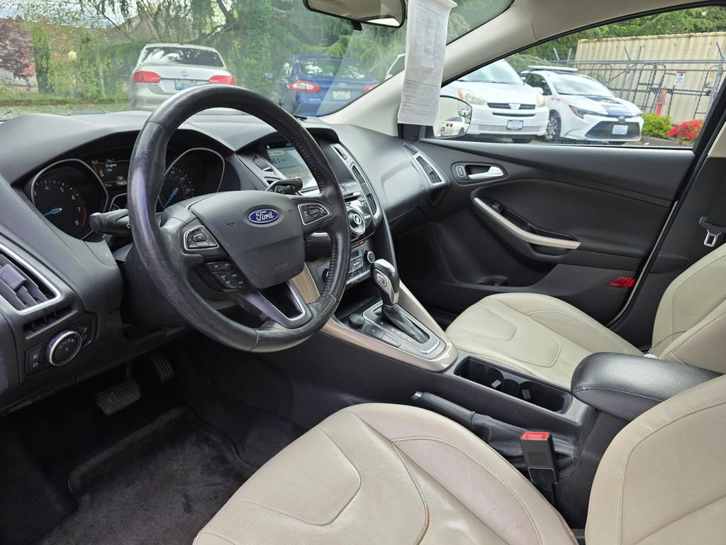 Used 2018 Ford Focus Titanium FWD image 11