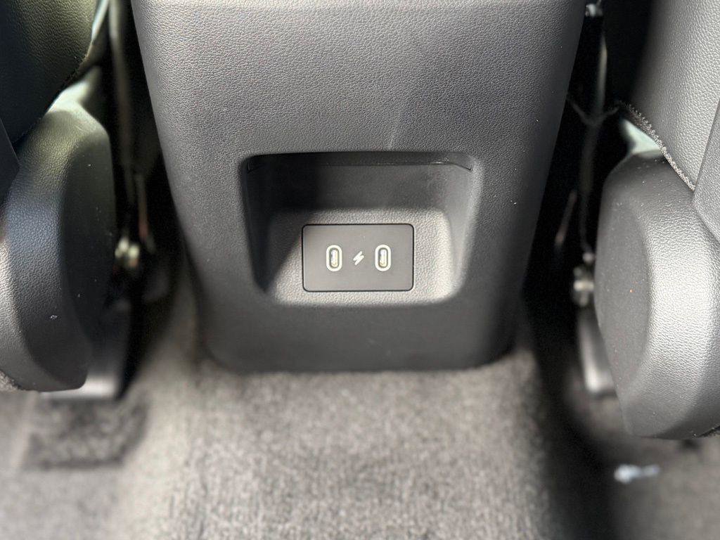 New 2026 Hyundai Tucson Limited image 9