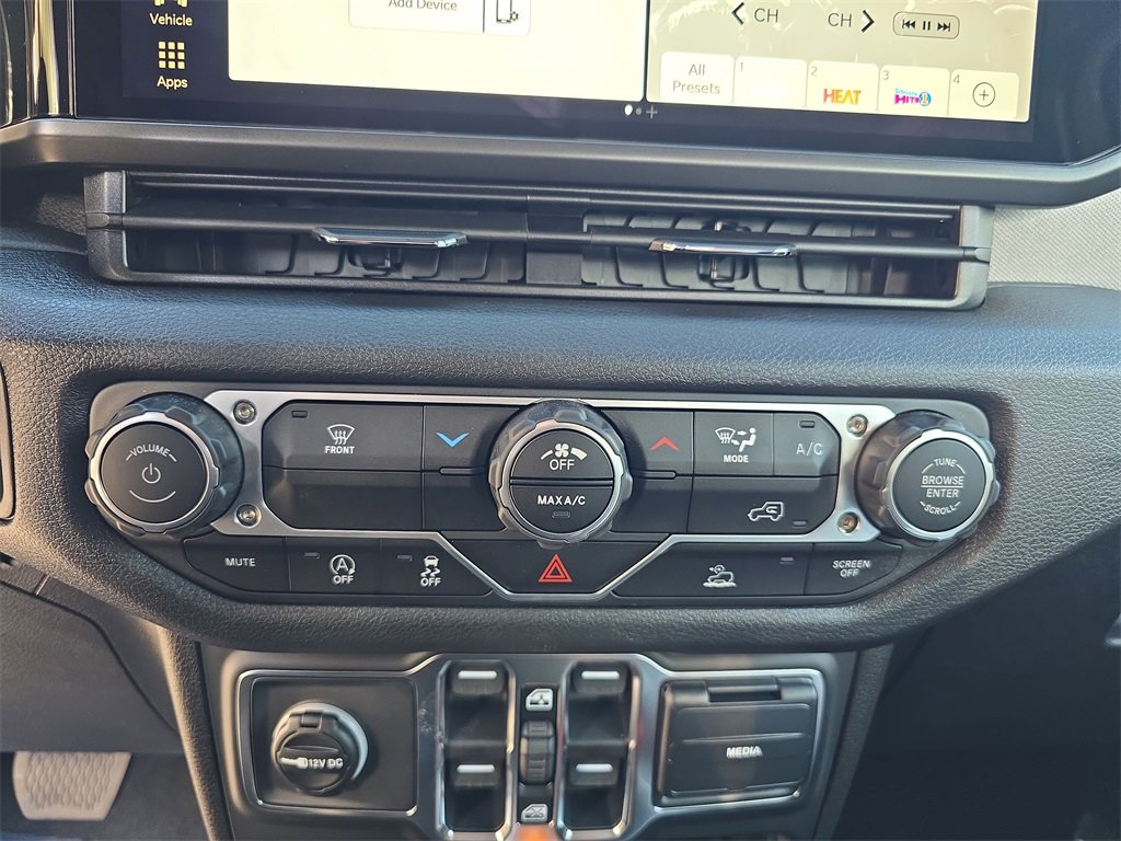 New 2026 Jeep Gladiator Sport image 21