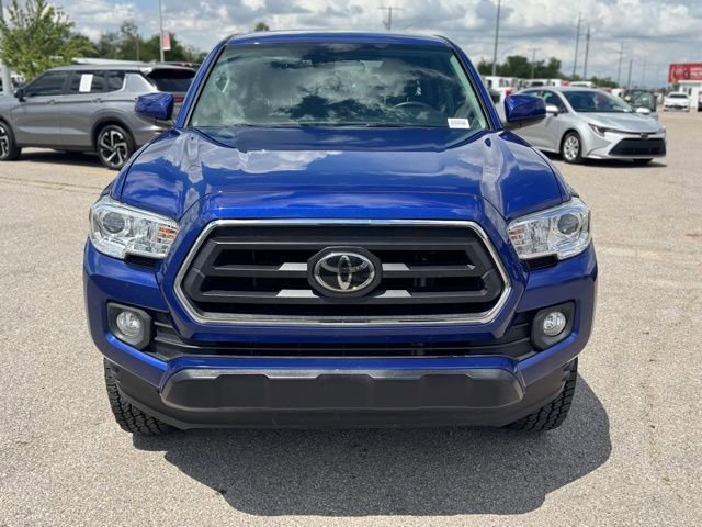 Used 2022 Toyota Tacoma SR5 RWD image 2
