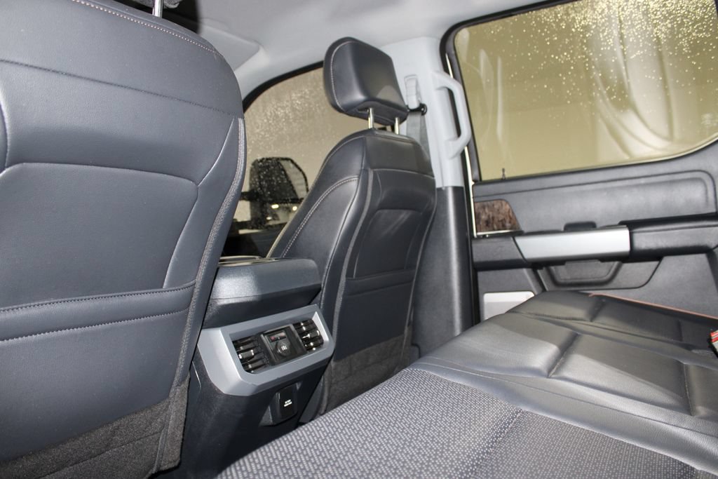 Used 2025 Ford F250 Lariat w/ Black Appearance Package AWD/4WD image 22