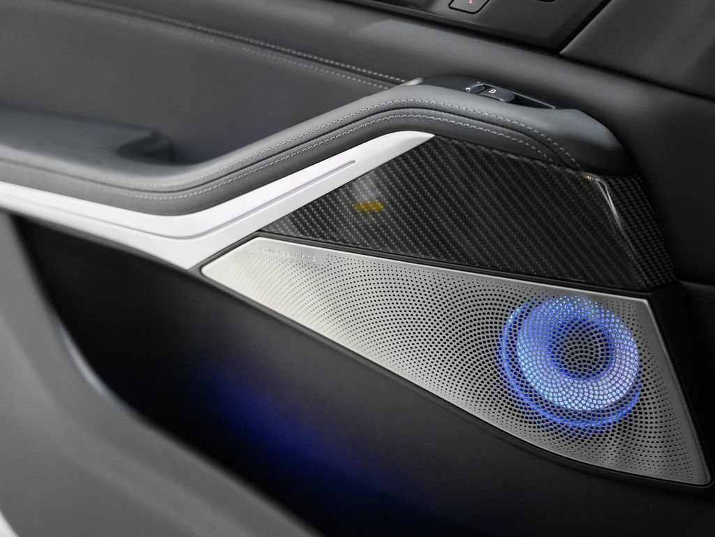 Used 2023 BMW X5 M w/ Executive Package AWD/4WD image 37