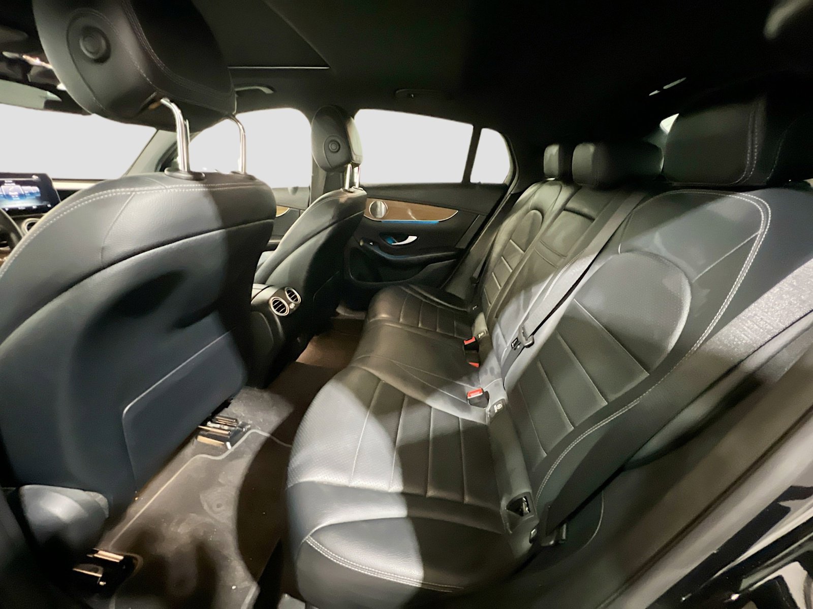 Used 2019 Mercedes-Benz GLC 300 4MATIC Coupe w/ Multimedia Package image 18