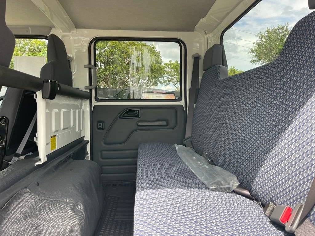 New 2024 Chevrolet Low Cab Forward image 7