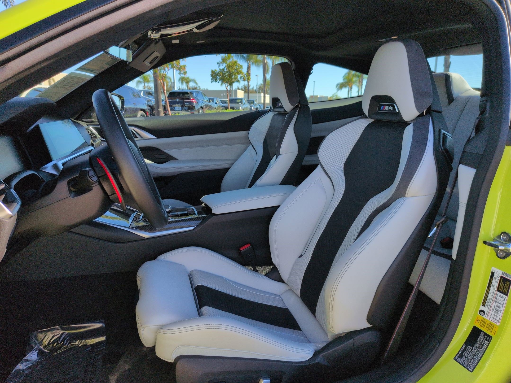 Used 2021 BMW M4 Competition w/ Executive Package image 16