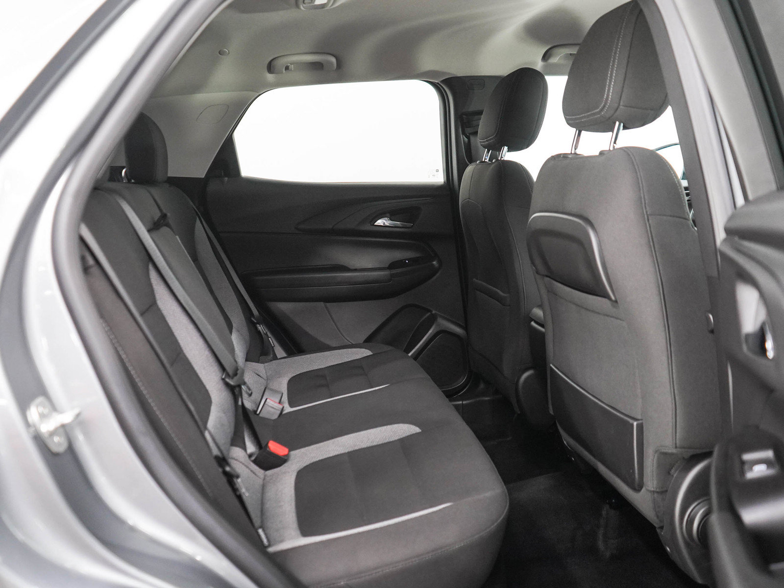 Used 2024 Chevrolet TrailBlazer LT w/ Convenience Package AWD/4WD image 13