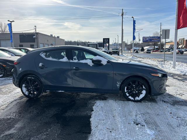 Certified 2022 MAZDA MAZDA3 s video 2