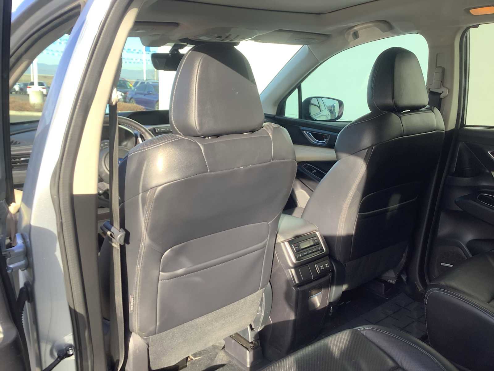 Used 2020 Subaru Ascent Limited w/ Technology Package image 12