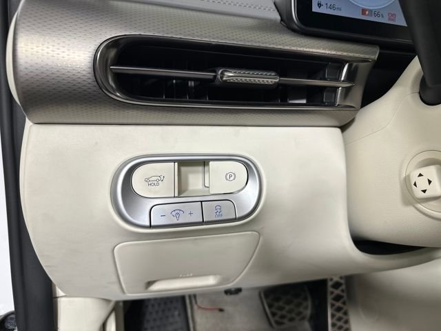 Used 2023 Genesis GV60 Performance image 19