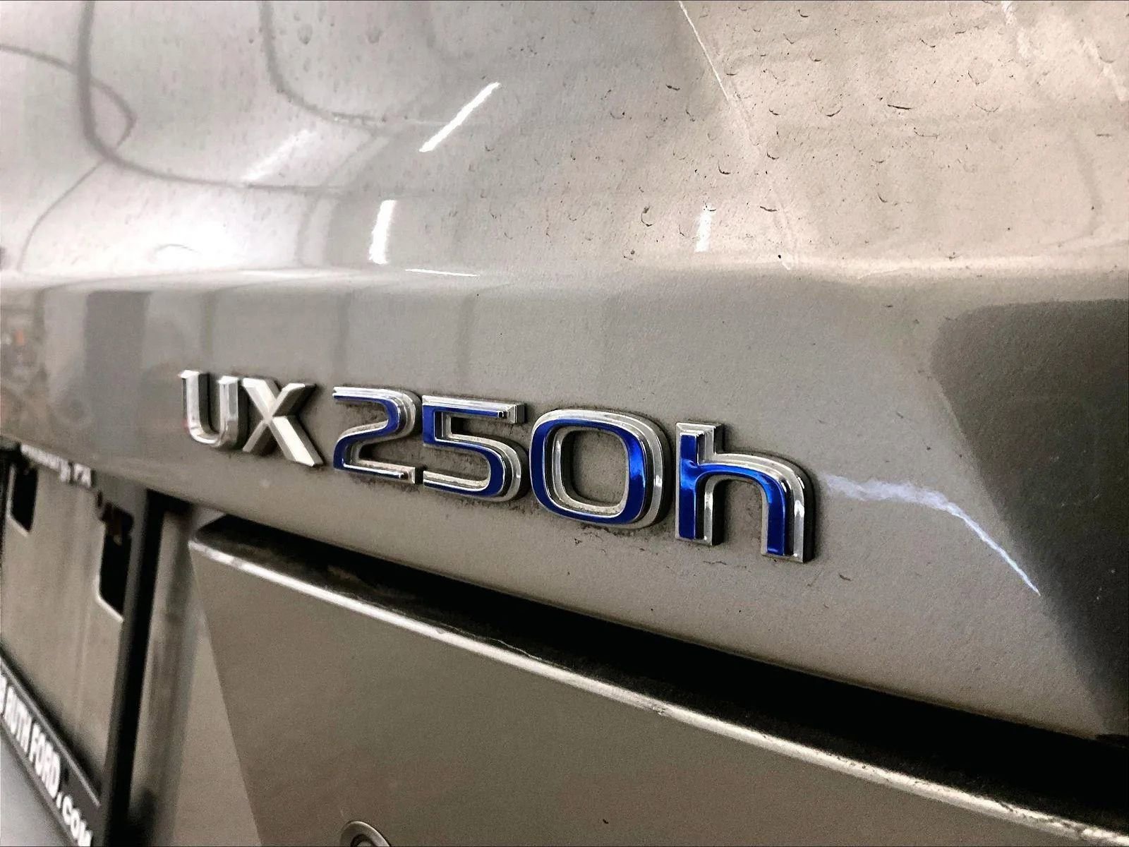 Used 2019 Lexus UX 250h w/ Premium Package AWD/4WD image 13