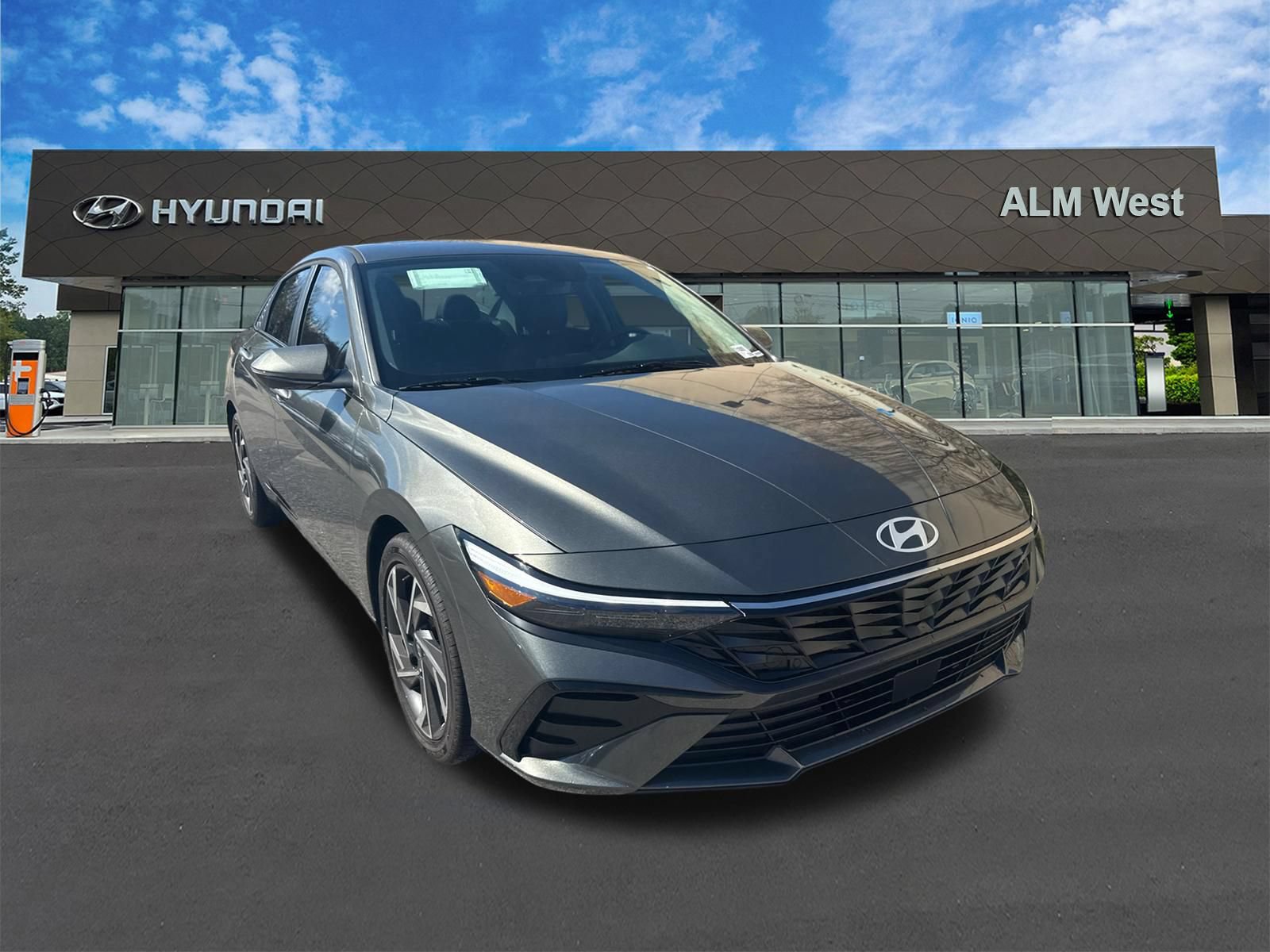 New 2026 Hyundai Elantra Limited FWD image 4