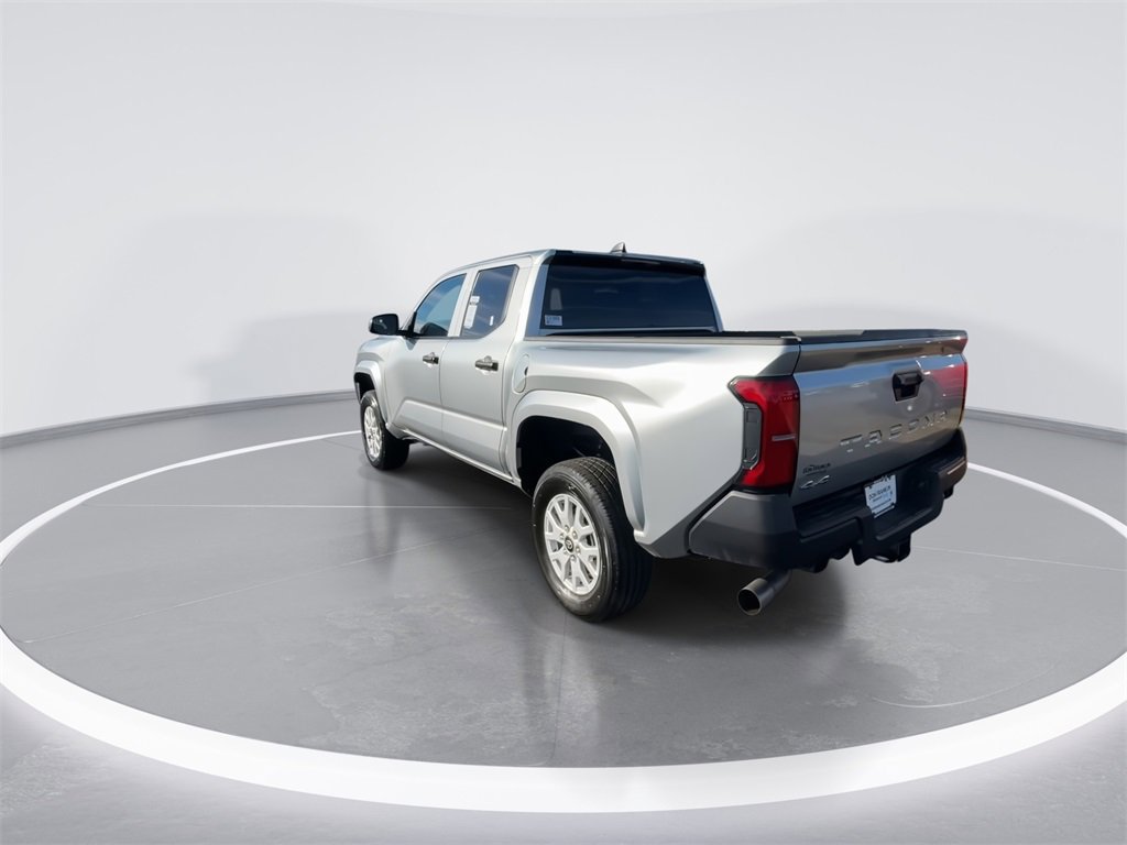 Used 2025 Toyota Tacoma SR image 6